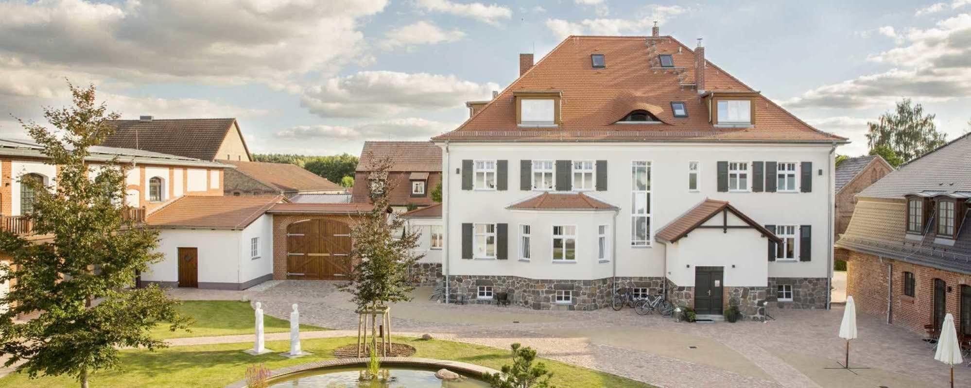 Paulinen Hof Seminarhotel Belzig Exterior foto